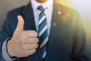 Passfotos Erlangen Sofortservice im Studio